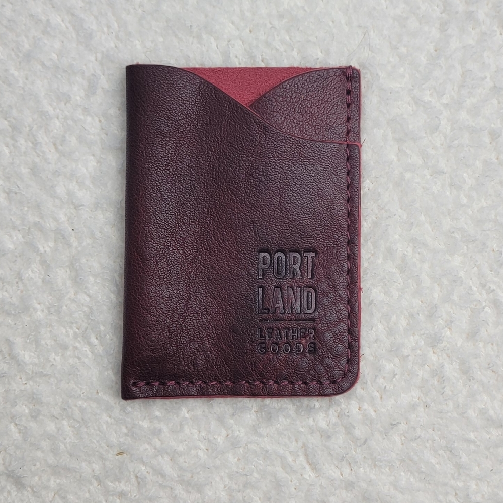 🦄 PLG Minimalist Wallet - Sangria